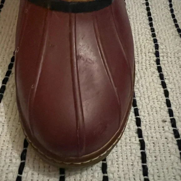 Sperry Burgundy and Tan Chunky Heel Duck Boots, size 9.5 - Picture 9 of 13